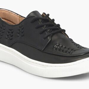 Comfortiva Thayer Apron Toe Sneaker (black)